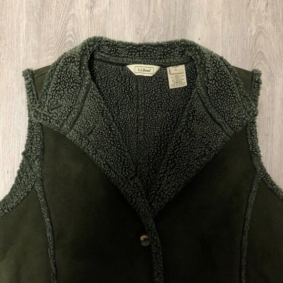 L.L. Bean Women's Size Large Green Vegan Suede Shearling Fleece Vest Penny Lane - Picture 2 of 6